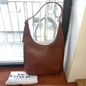 EUC Coach Ergo 33 Shoulder Bag in Saddle Leather